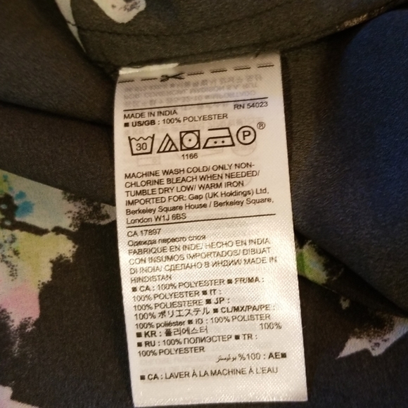 Banana Republic Flower Print Button-up Bouse - Picture 5 of 5